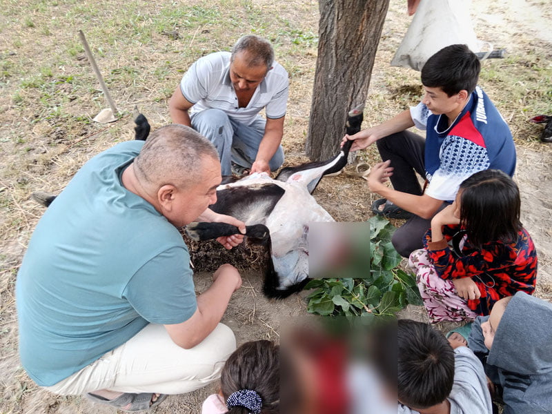 Ҳайит тонги қишлоқда бошқача отади