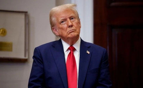 АҚШда Трампга қарши терговларда иштирок этганлар ишдан бўшатилди