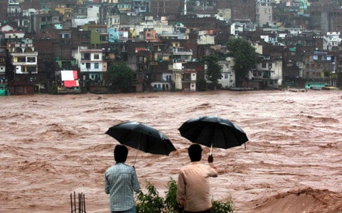 Покистонда муссон ёмғирлари натижасида ҳалок бўлганлар сони 660 нафарга етди