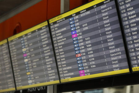 Польша Беларус ва Украина билан чегарадош ҳудудда парвозларни вақтинча чеклайди