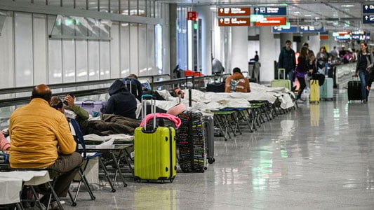 Dronlar sabab Germaniya aeroporti yana yopildi