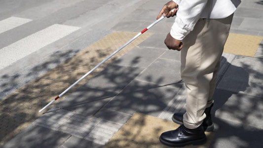 Италияда “сохта кўр” 50 йилдан бери давлатни алдагани фош этилди