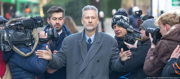 Европарламентнинг собиқ депутати Россияга ишлагани учун 10,5 йилга қамалди