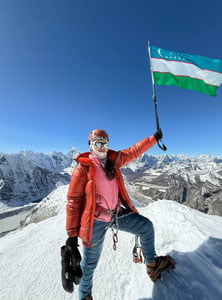 Ўзбекистонлик альпинист Ҳимолайдаги Island Peak чўққисини забт этди