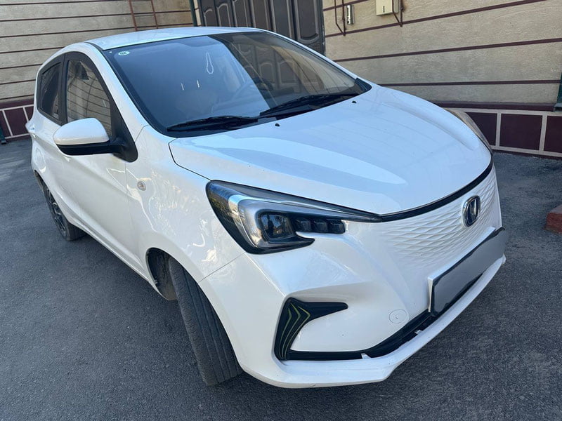 Наманганда қарз туфайли 10 та автомашина хатланди