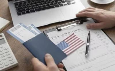 АҚШ иммигрантлар учун иш рухсатномаларининг амал қилиш муддатини қисқартирди