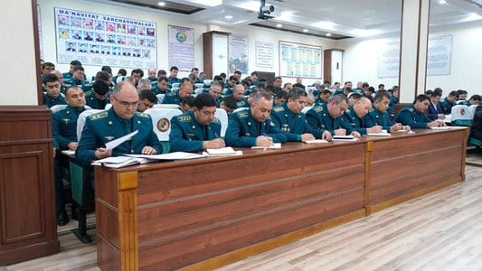 Navoiyda 10 nafar xodim ichki ishlar organlari safidan chetlashtirildi