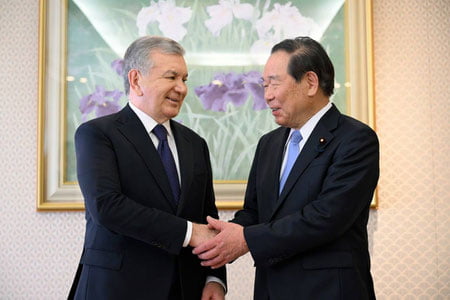 Президент Шавкат Мирзиёев Япония Вакиллар палатаси Спикери билан учрашди