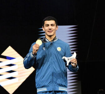 Ўзбекистонлик боксчи World Boxing бўйича йилнинг энг яхши боксчиси бўлиши мумкин