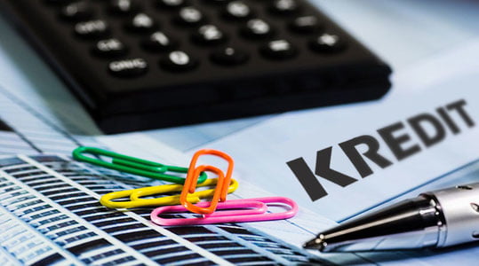 Nukusda soxta bank xodimi hibsga olindi