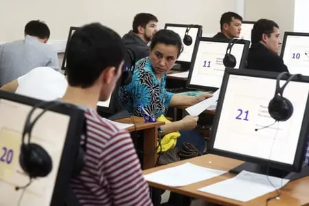 Россияда мигрантлар учун имтиҳонлар 2026 йилдан тўлиқ электрон шаклга ўтказилади