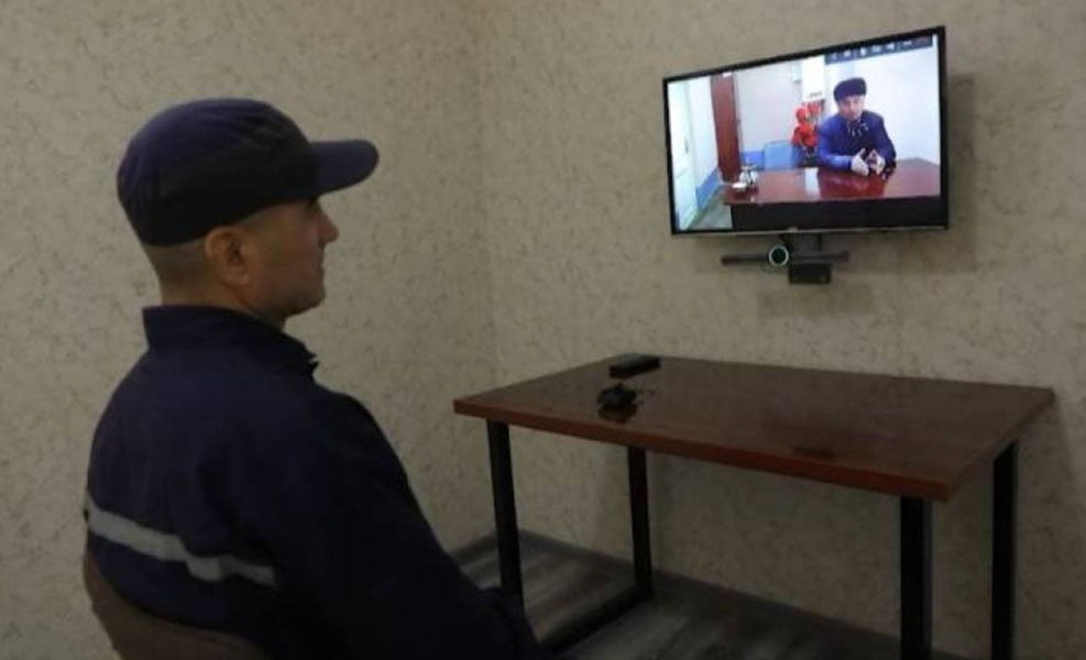 Mahkumlarga masofali videouchrashuvdan foydalanish huquqi beriladi