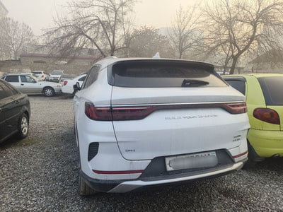 Андижонда кредитдан қарздор фуқаро машинасидан айрилди