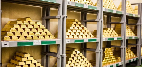 Европарламент депутати Германияни олтин захираларини АҚШдан олиб чиқишга чақирмоқда