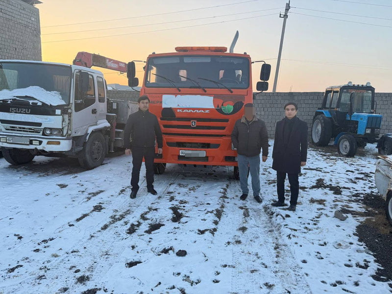 Самарқандда электрдан қарздор корхонанинг машинаси хатланди