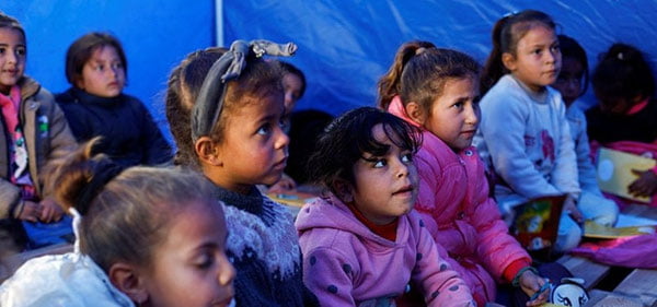 Йиллар давом этган чекловлардан сўнг UNICEF Ғазога мактаб жиҳозлари етказиб берди