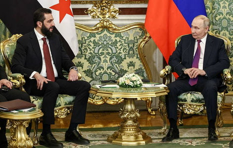 Путин Сурия етакчисини ҳудудий яхлитликни тиклаётгани билан табриклади