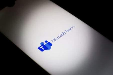 Францияда давлат хизматчиларига Google Meet, Zoom ва Teams’дан фойдаланиш тақиқланмоқда