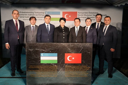 Истанбулда Ўзбекистон мактаби қурилишига тамал тоши қўйилди