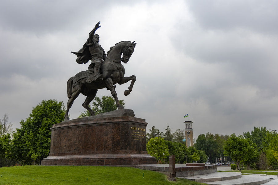 Ўзбекистонда ҳар йили апрель ойи “Амир Темур ойлиги” сифатида ўтказилади