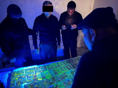 Бухорода олтин бор ерни аукционда олиб бериш учун 600 минг доллар пора талаб қилган шахс қамоққа олинди