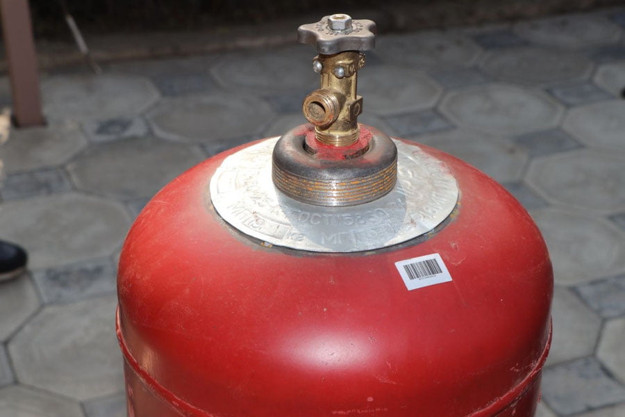 Самарқанддаги уйда газ баллони портлаб, 5 киши жароҳатланди