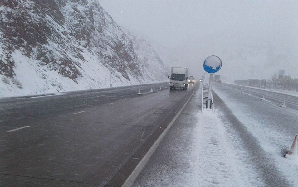 Қамчиқ довонини яна қор босди