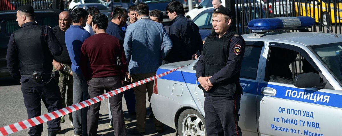 Оммавий муштлашувда иштирок этган 50 нафарга яқин мигрант “депорт” қилинди