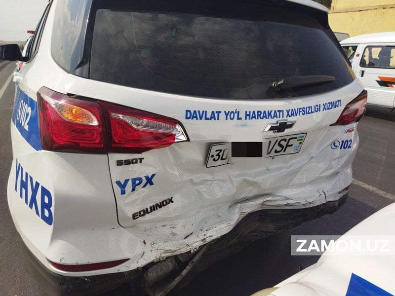 Самарқандда юк машинаси ЙПХ ходимининг хизмат машинаси билан тўқнашди