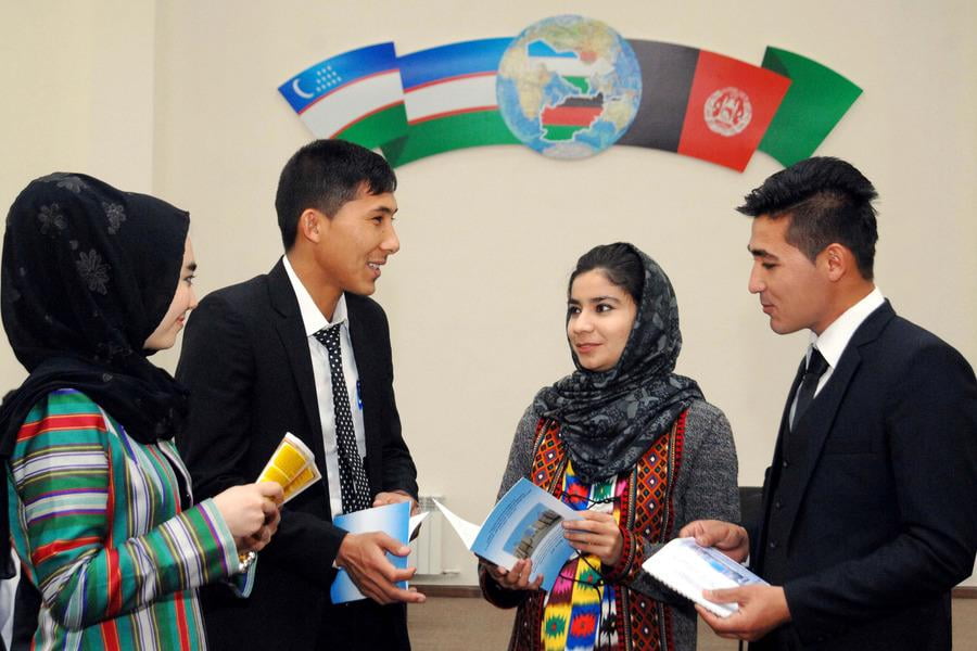 Афғонистондан 134 нафар талаба ўқишини давом эттириш учун Ўзбекистонга келди