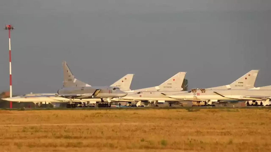 Ўзбекистон ҳарбийлари Афғонистон билан чегарада янги самолётни синовдан ўтказди