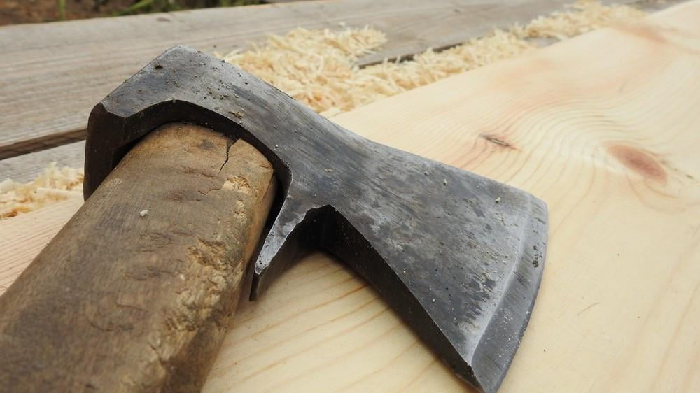 Urgutda erkak qo‘shnisini o‘ldirib qo‘ydi