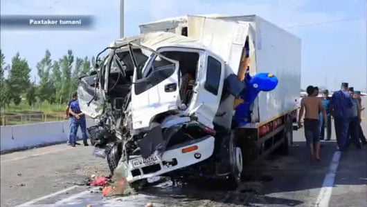 Жиззахда ҳайдовчи рулда ухлаб қолиши оқибатида ЙТҲ юз берди