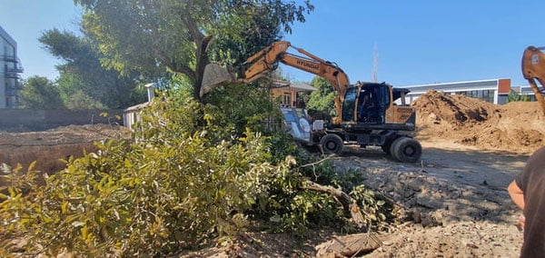 Кўп қаватли уйларга туташ ҳудудлардаги яшил майдонларда қурилиш қилишга рухсат берилмайди