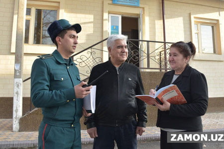 Мингтадан ортиқ хонадони бўлган маҳалла раиси 4,1 млн ойлик олади