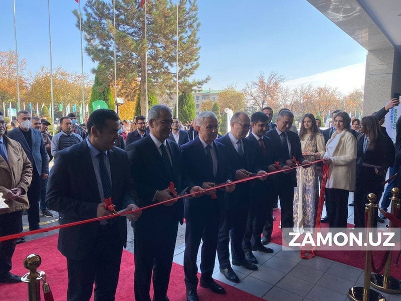 Қишлоқ хўжалик техникалари ярмаркаси ўтказилмоқда