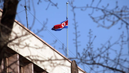 Пхеньян 2 кундан бери Сеулнинг қўнғироқларига жавоб бермаяпти