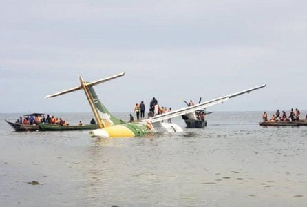 Tanzaniyada samolyot ko‘lga quladi: 19 nafar yo‘lovchi halok bo‘ldi
