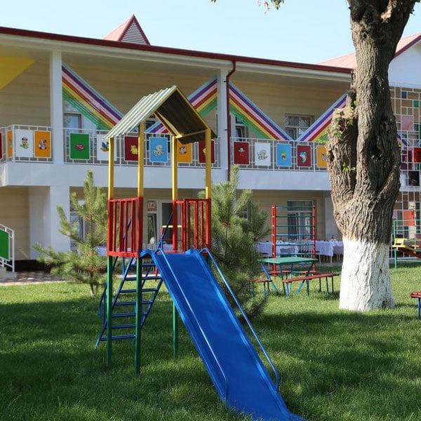 Самарқандда тарбиячи болаларга психологик босим ўтказаётгани айтилди