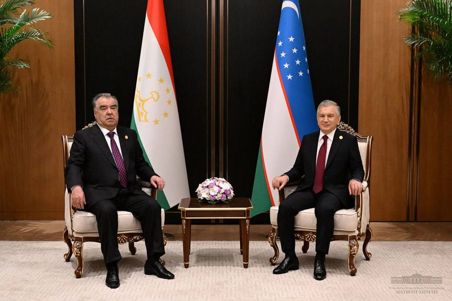 Шавкат Мирзиёев Хитойда Эмомали Раҳмон билан учрашди