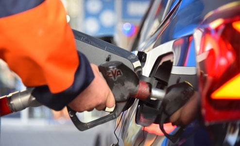 1 мартдан бензин нархи ошиши кутилмоқда