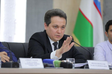 "Тутун билан овора бўлиб, асосий олов хабарлар четда қолмасин" — Шерзод Шерматов