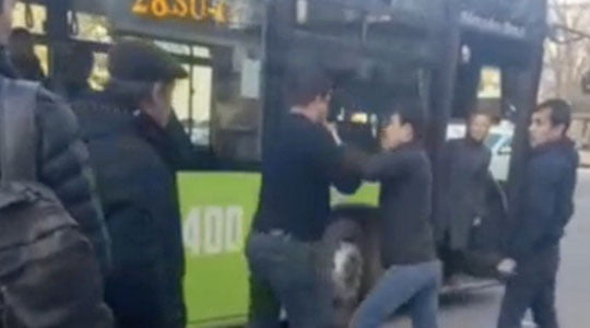 Toshkentda avtobus haydovchilari o‘rtasida janjal chiqdi