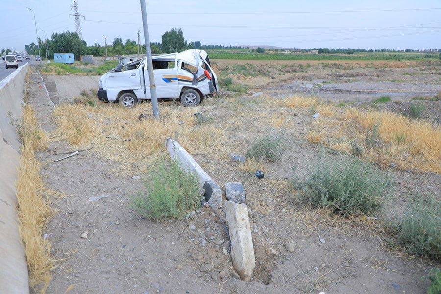 Наманганда Damas ЙТҲга учраб, ағдарилиб кетди