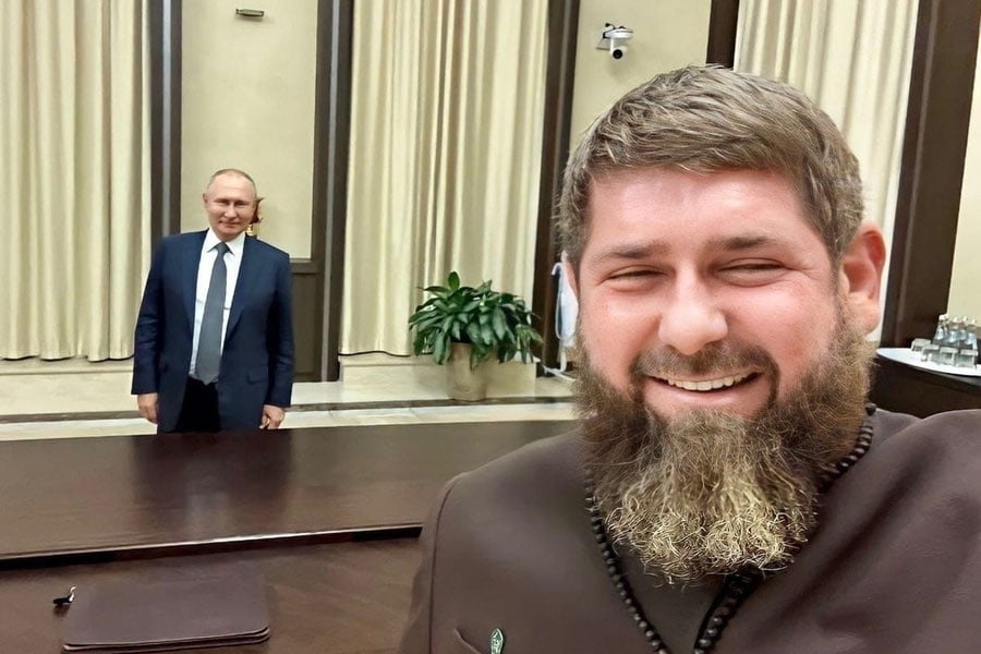 Fotojamlanma: Selfichi siyosatchilar