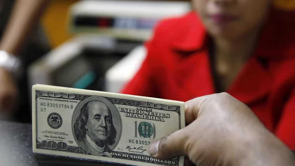 Dollar kursi yana rekord darajaga ko‘tarildi