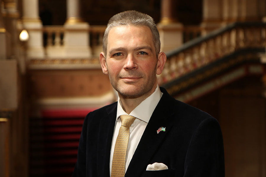 Британия Ўзбекистонга янги элчи тайинлади