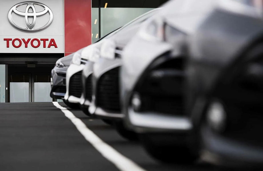 Toyota tizimdagi nosozlikdan so‘ng ishlab chiqarishni qayta tikladi