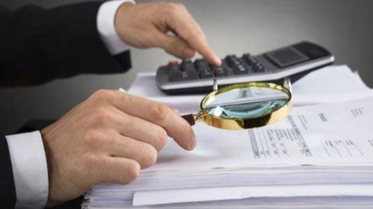 Тижорат банкларида қонунга зид равишда 8,3 млрд сўм ундирилган