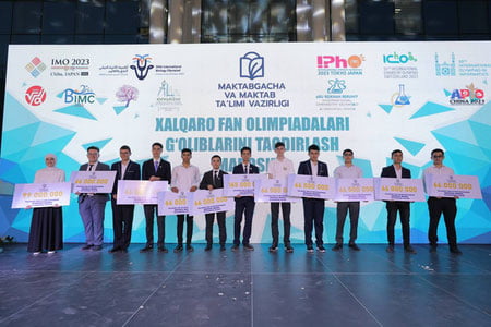 Халқаро фан олимпиадалари ғолибларига қандай мукофотлар берилди?